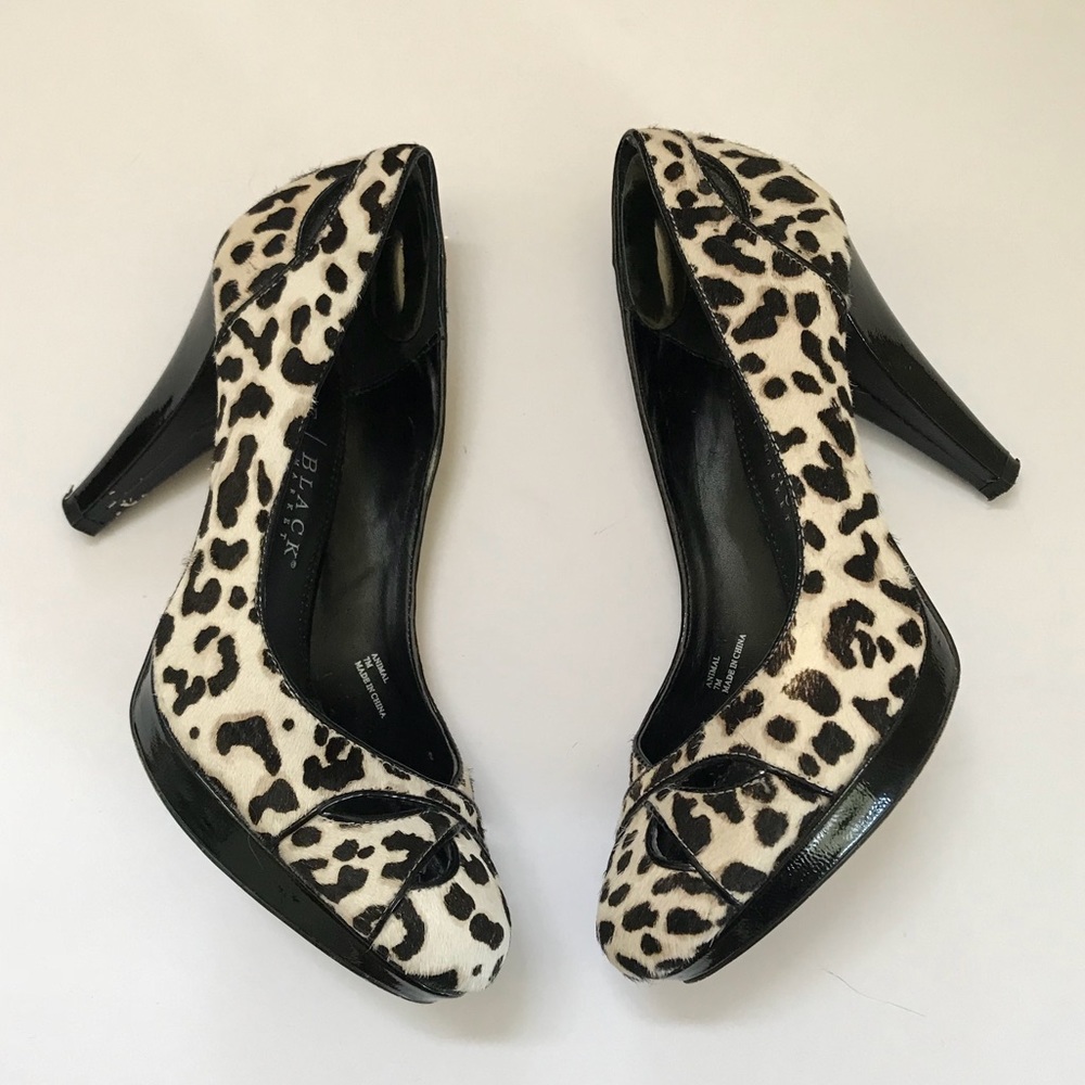 WHITE HOUSE BLACK MARKET Animal Print Heels - Picture 2 of 10